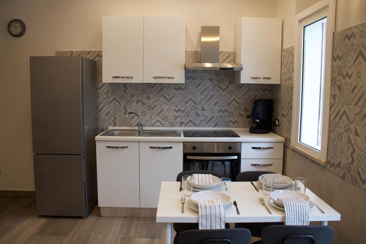 Ludovico I Apartment Сперлонга Экстерьер фото